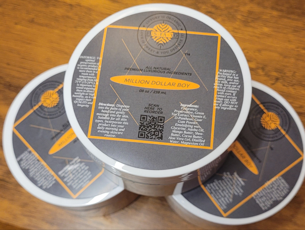 FUS-FÁ-YO Luxurious hydrating Body lotion - MILLION DOLLAR BOY (All natural infuse with Green tea Extract, D-Panthenol, & Vitamin E) ....